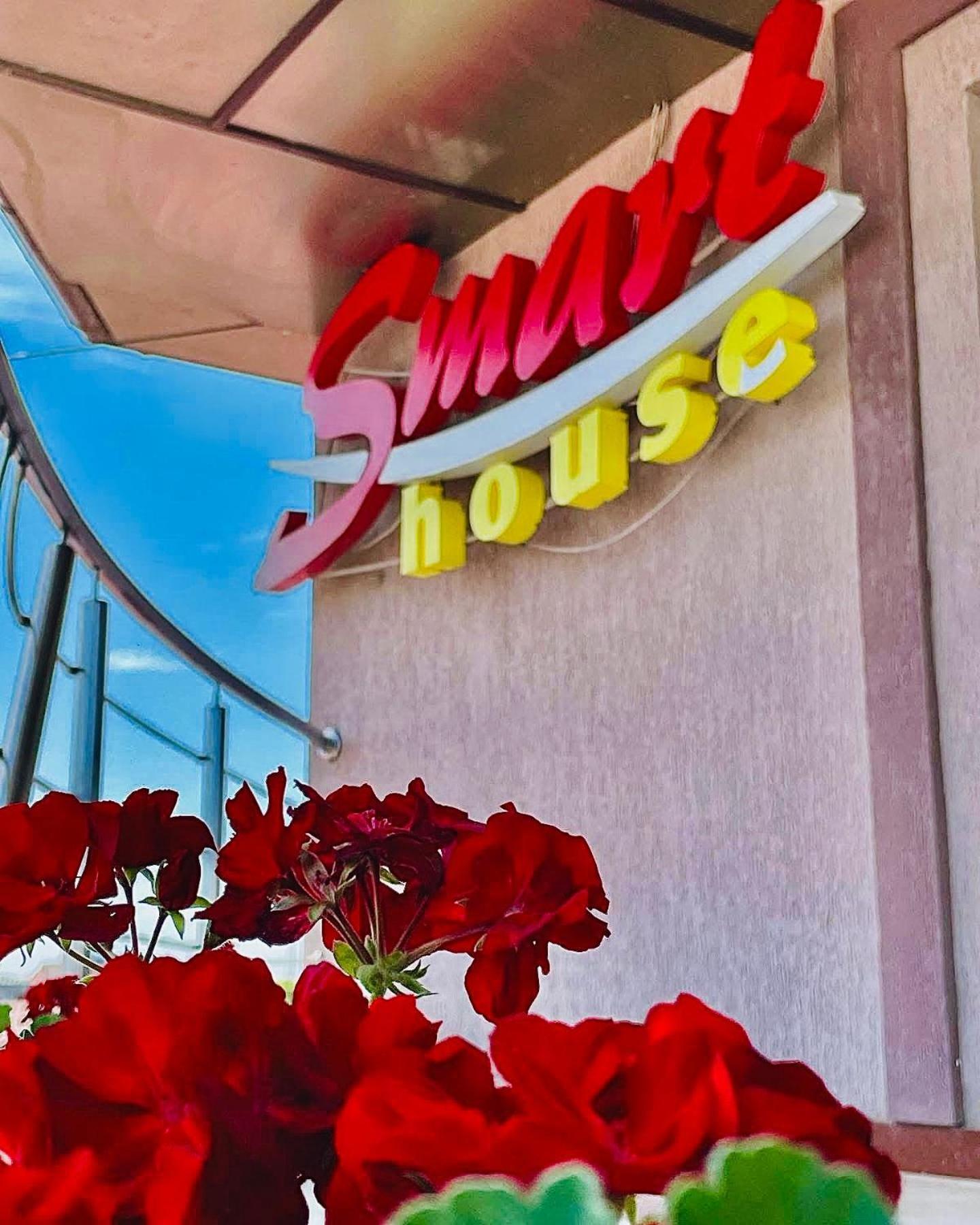 Smarthouse Hotell Costinesti Eksteriør bilde